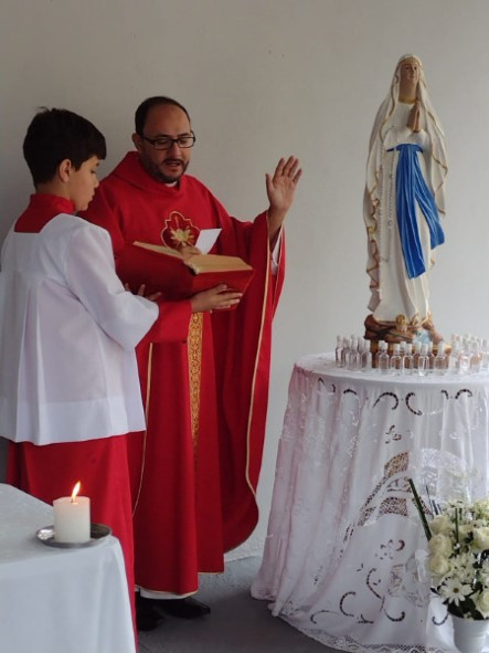 Comunidade Nossa Senhora De Lourdes Acolhe Sua Padroeira E Inaugura