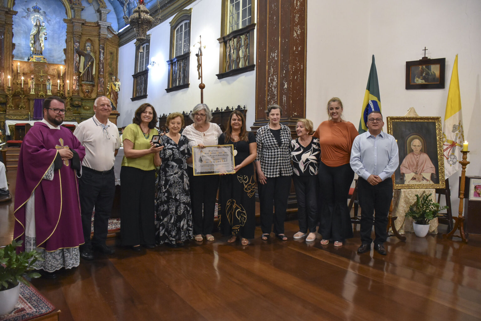 Shirley Fontana Recebe Diploma E Medalha Dom Gabriel Jornal A Federa O