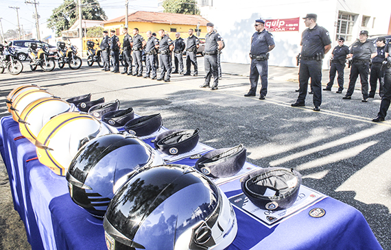 GCM recebe mais seis motos durante solenidade