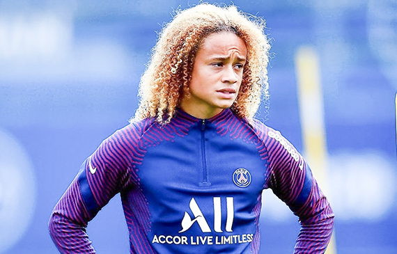 Sem Neymar, Mbappé e mais cinco, PSG relaciona joia holandesa