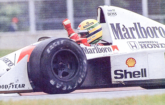 McLaren mostra carro que Ayrton Senna  ganhou de Ron Dennis
