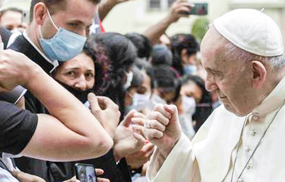 “Quem reza não é um iludido”, afirma Papa Francisco