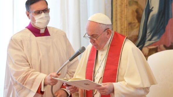 Papa preside consistório para a canonização de alguns beatos