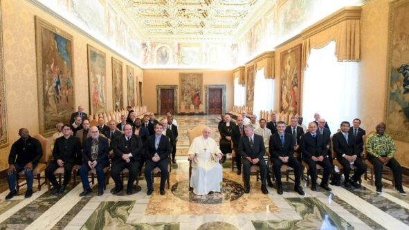 “A educação espiritual é a base do crescimento integral”