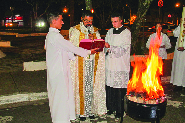 A luz vence as trevas do pecado e da morte!