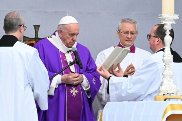 “A misericórdia é o coração de Deus, que sempre deixa aberta uma possibilidade”