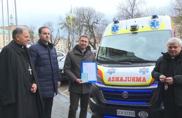 Ucrânia agradece ao Papa pelo envio de uma ambulância