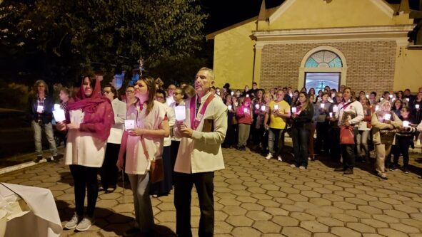 Procissão e Missa no Domingo da Misericórdia