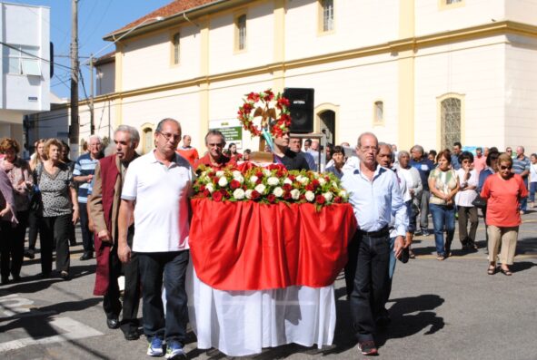 Festa do Divino retoma celebrações e desfile