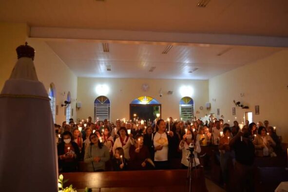 Comunidade festeja Nossa Senhora de Fátima