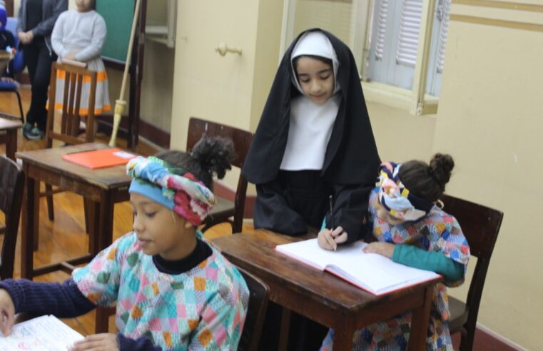Semana Madre Teodora: teatro encenado pelas crianças