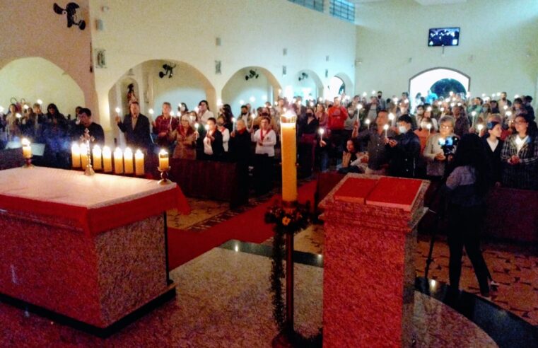 Paróquia Aparecida celebra Pentecostes