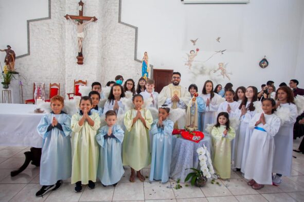 Coroação de Nossa Senhora na São João Batista