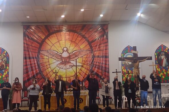 Vigília Diocesana de Pentecostes reúne mais de 1500 pessoas
