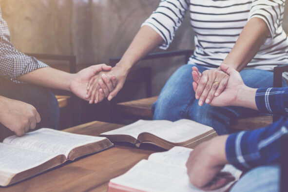 Começam aulas dos cursos de Teologia e Escatologia