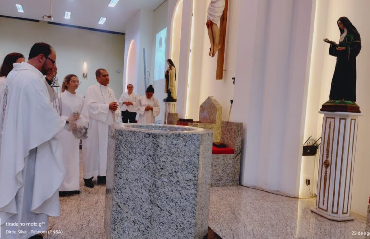 Missa votiva de Santa Rita na Aparecida