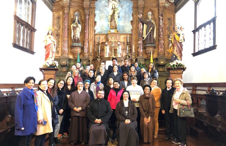 Retiro no Carmo refletiu sobre a santidade para mulheres