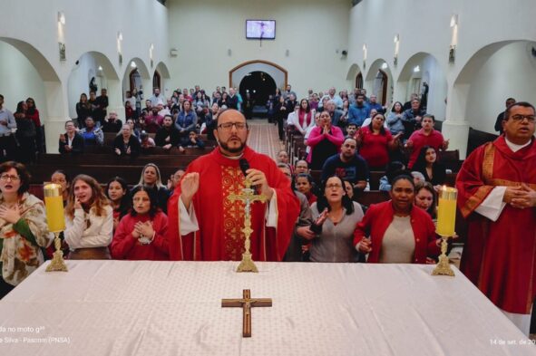 Paróquia Aparecida celebrou Exaltação da Santa Cruz