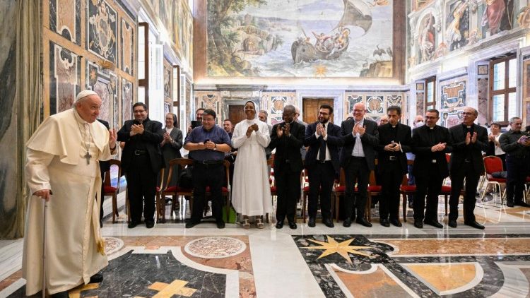 O Papa: a liturgia não é coisa de museu, está viva