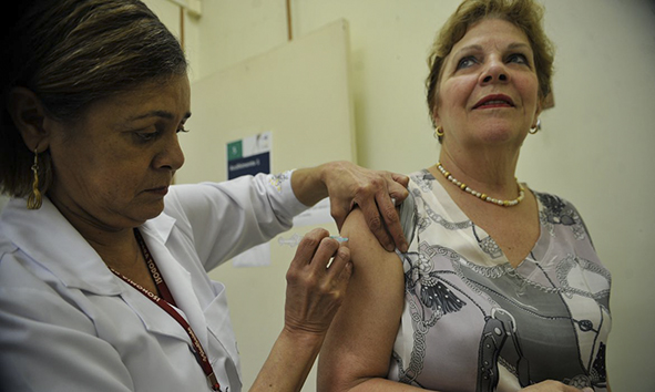 Anvisa define composição de vacinas contra influenza para 2023