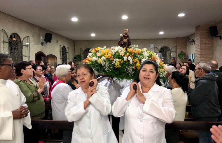 Comunidade São Francisco de Assis celebrou seu padroeiro