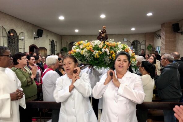 Comunidade São Francisco de Assis celebrou seu padroeiro