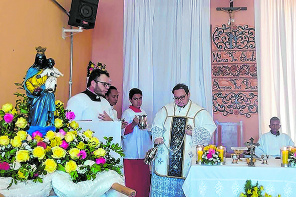 Comunidade Nossa Senhora D’Oropa celebra sua padroeira