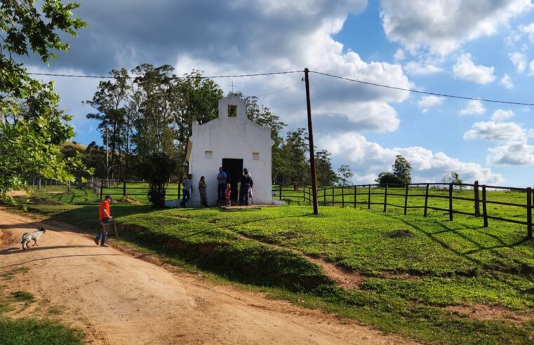 Missa celebrada na Fazenda Barreiro, no Piraí Acima