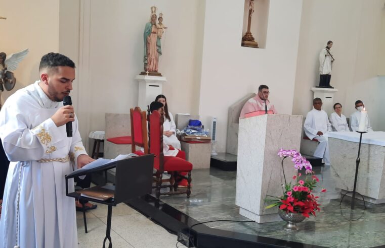 Seminarista Felipe Elias se despede da Paróquia São Luís Gonzaga