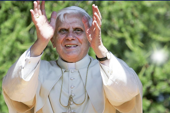 Bento XVI: um Papa entre dois tempos