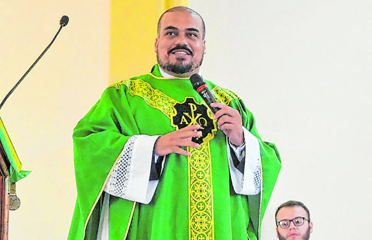 Padre Wellington é o novo vigário paroquial na Sagrada Família