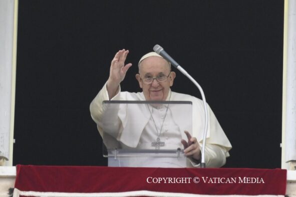 Papa Francisco: “não devemos julgar os outros, mas ajudá-los”