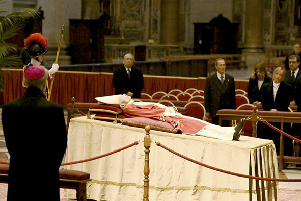 O adeus a Bento XVI: “Pai, nas tuas mãos entregamos o seu espírito”