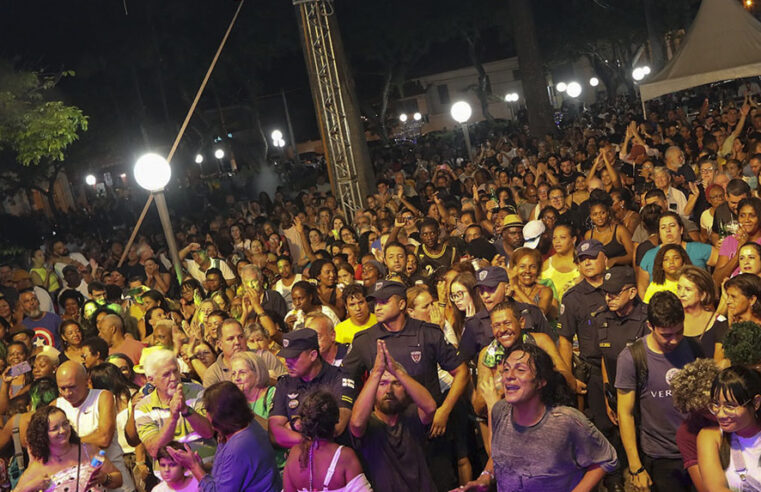 Carnaval Retrô na Praça traz  diversidade musical no Carmo