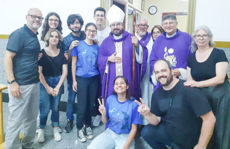 Dom Arnaldo celebra missa na Paróquia São José