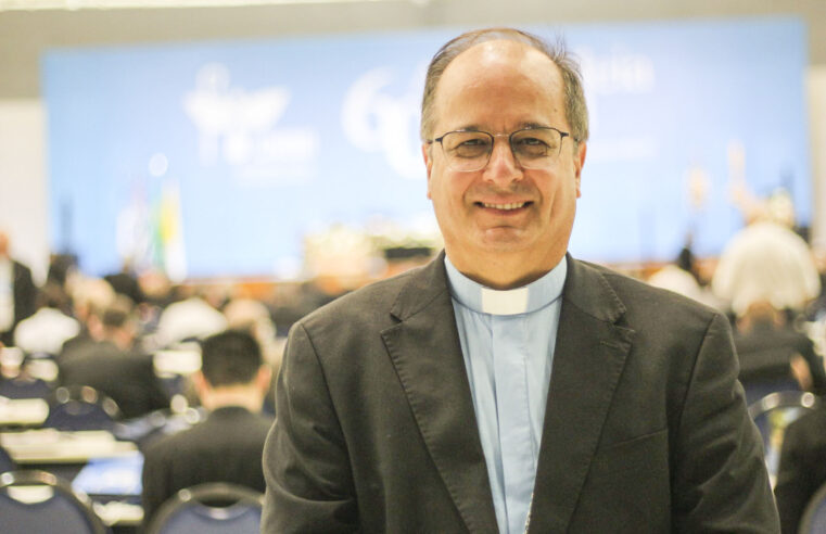 Dom Valdir José de Castro, bispo de Campo Limpo, é eleito presidente da Comissão para a Comunicação da CNBB