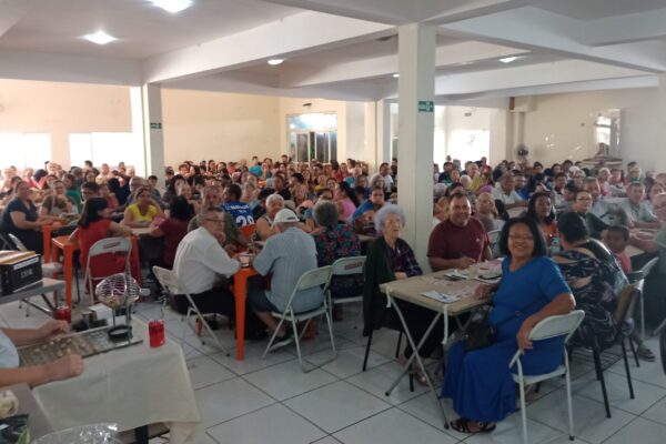 Festival de Prêmios reuniu centenas de pessoas na São Cristóvão