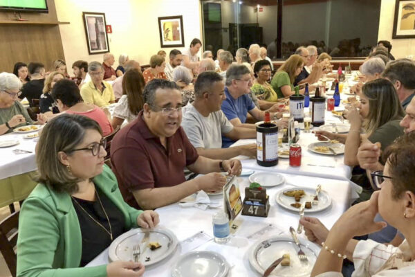 Aniversário triplo na Paróquia Senhor do Horto e São Lázaro