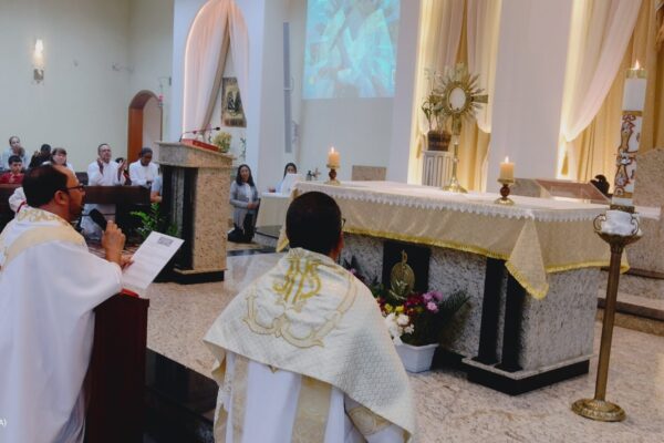 Missa da Família na Paróquia Aparecida