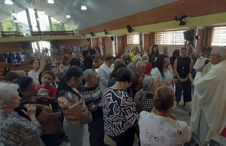 Homenagem às mães na São Camilo