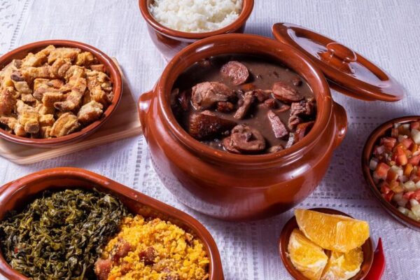 Feijoada Beneficente na São Camilo