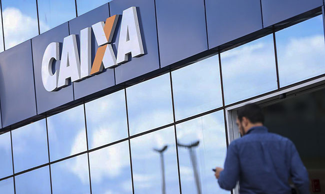 Caixa suspende cobrança de Pix para pessoa jurídica