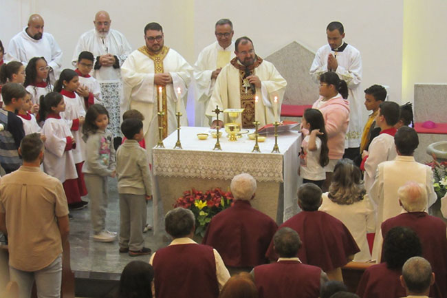 Dom Arnaldo celebra missa solene de São Luís Gonzaga