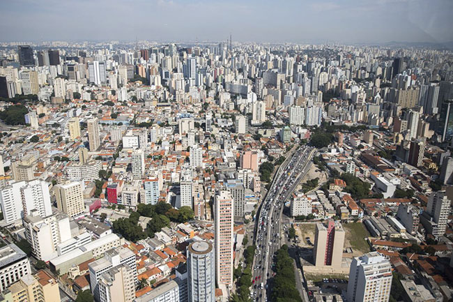 População do Brasil passa de 203 milhões, mostra Censo 2022