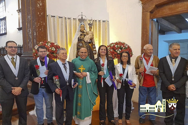 Congregação Mariana do Carmo acolhe novos membros