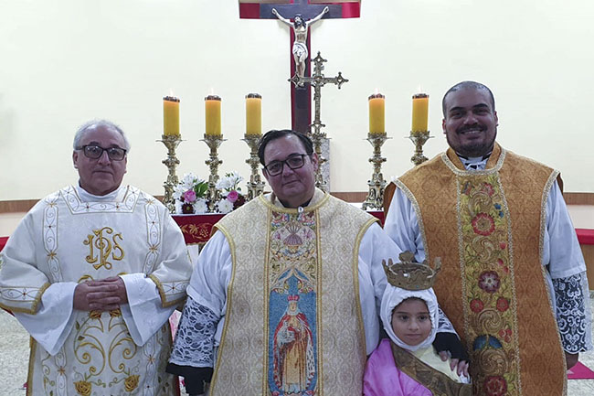 Comunidade Santa Isabel celebrou sua padroeira