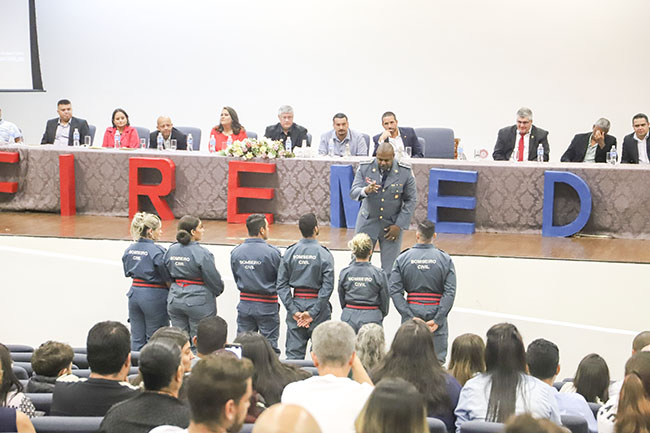 Solenidade marca formatura  de Bombeiros Civis