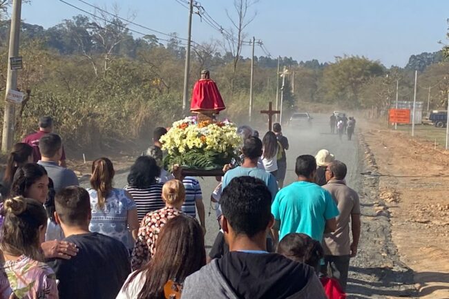 Romaria e Missa Campal na Comunidade do Pinheirinho