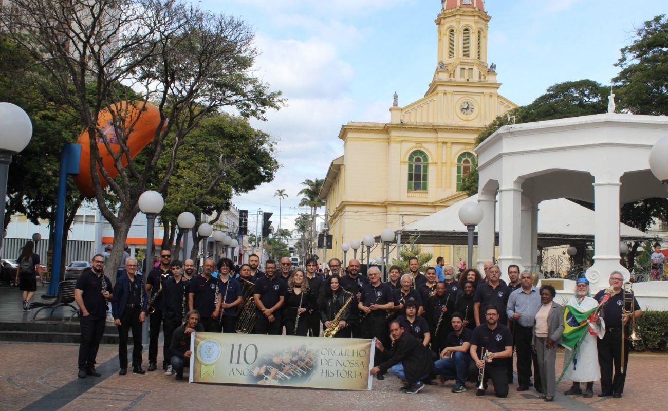 Banda União dos Artistas realiza apresentação no Empório Cultural