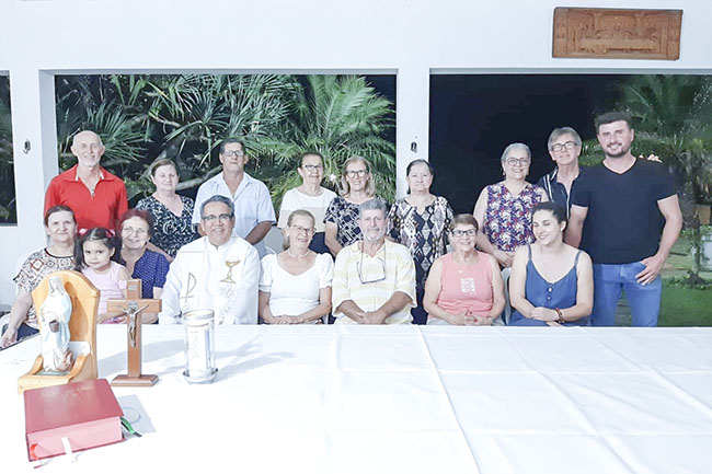 Missa na Comunidade Santa Marta